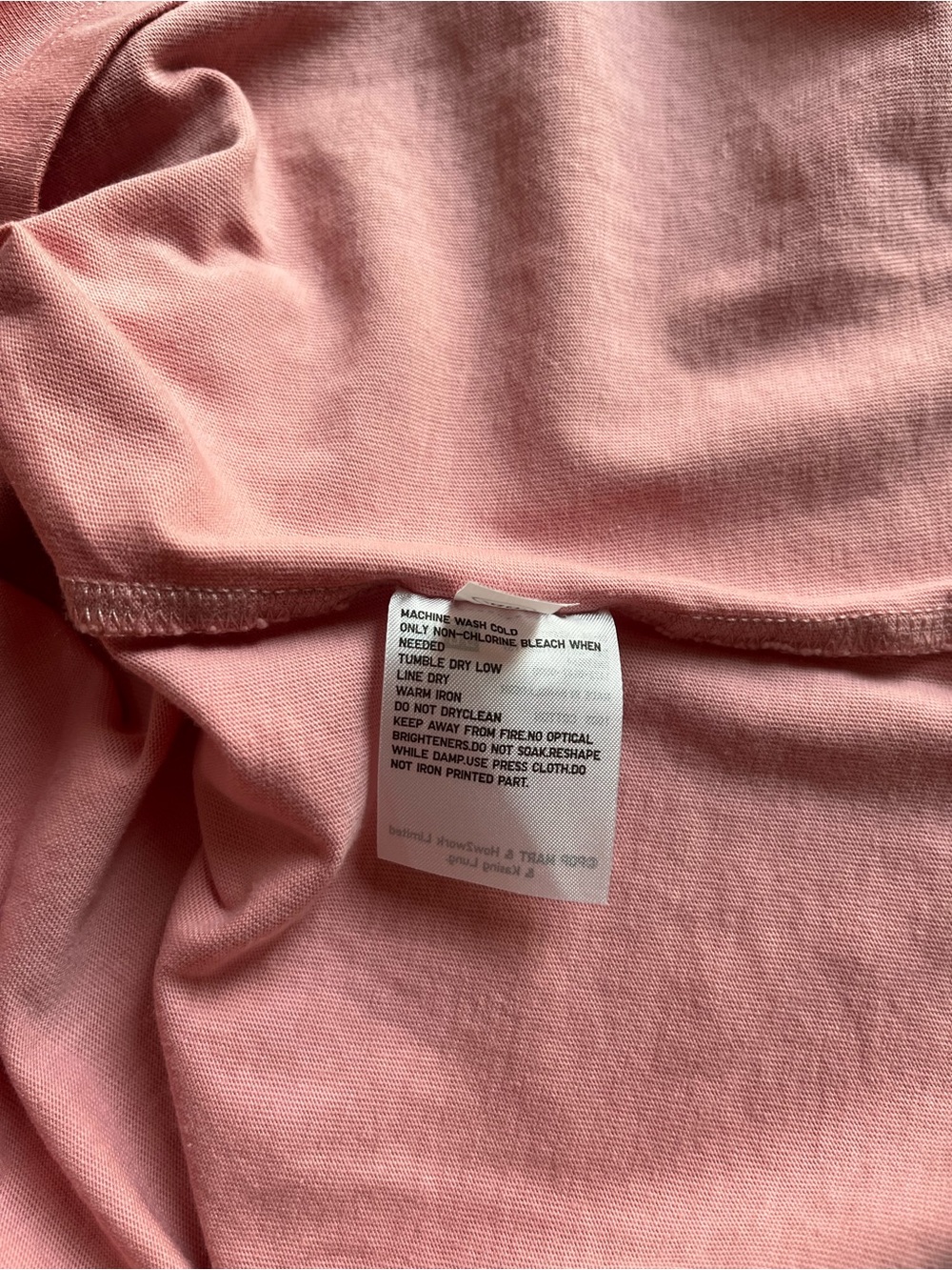NWT Uniqlo Popmart Labubu Pink 'The Monsterland' Graphic Short Sleeve Tee Medium - Picture 10 of 12